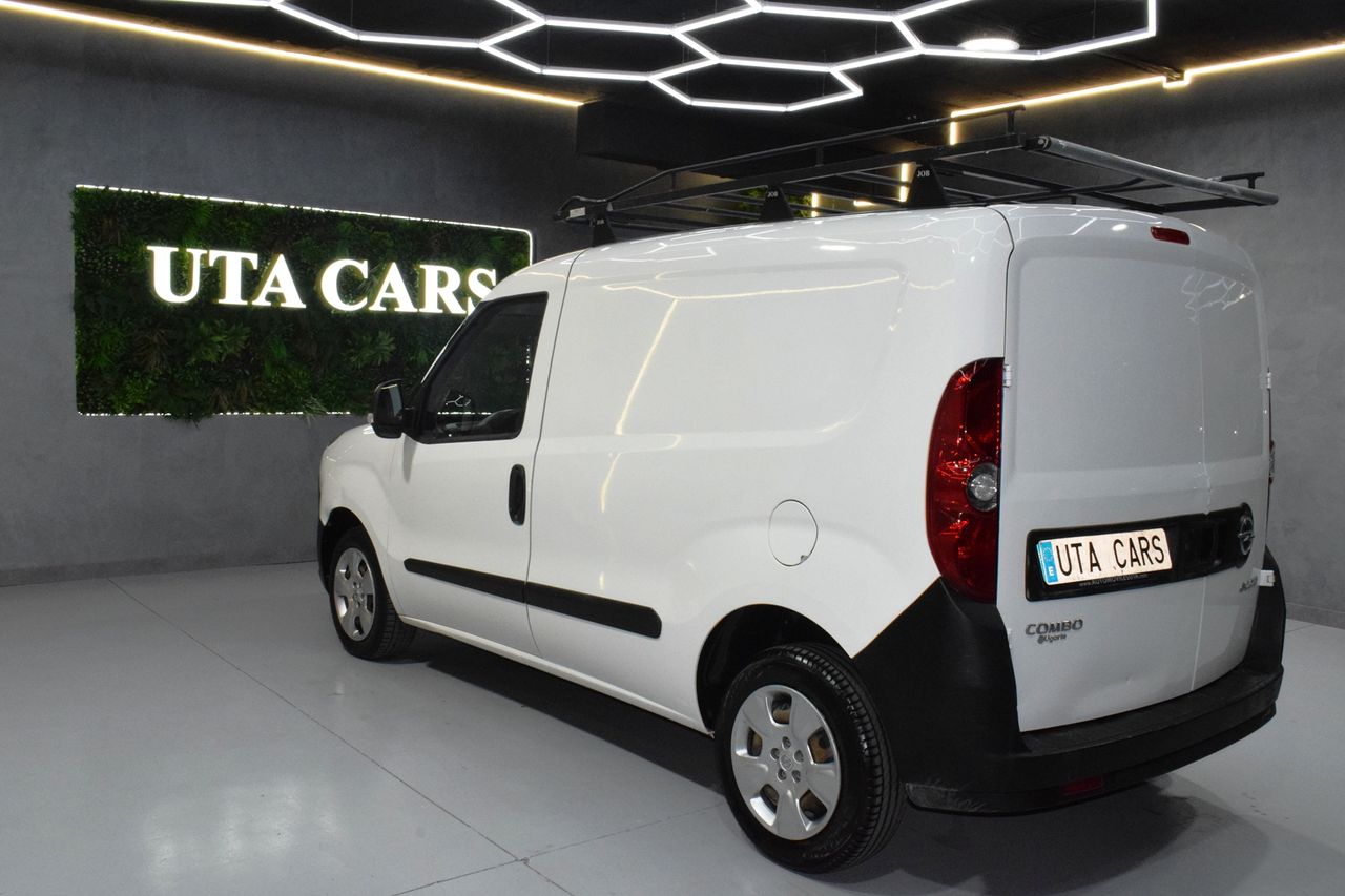 Opel Combo Cargo 1.3 CDTI 70kW (95CV) L1 H1 3 Puertas - Foto 5