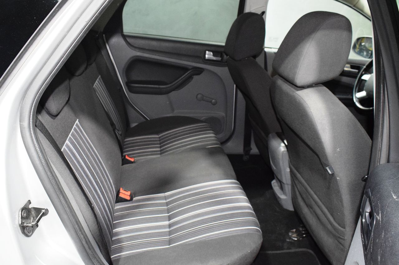 Ford Focus 1.6 TREND - Foto 14