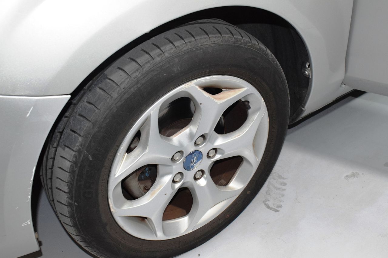 Ford Focus 1.6 TREND - Foto 30