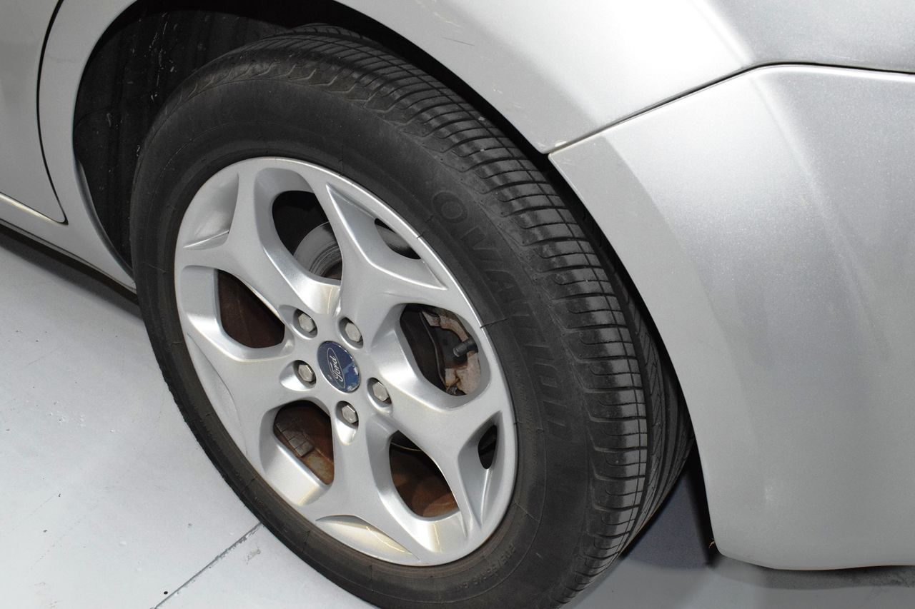 Ford Focus 1.6 TREND - Foto 33