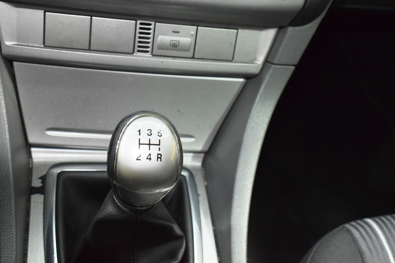 Ford Focus 1.6 TREND - Foto 24