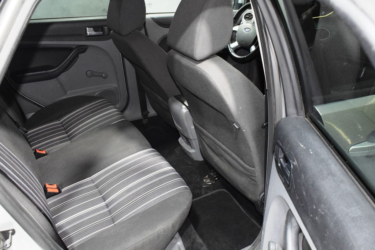 Ford Focus 1.6 TREND - Foto 12