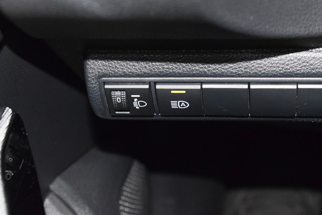 Toyota Corolla 1.8 125H STYLE E-CVT TOURING SPORT familiar 90kW 5 - Foto 32