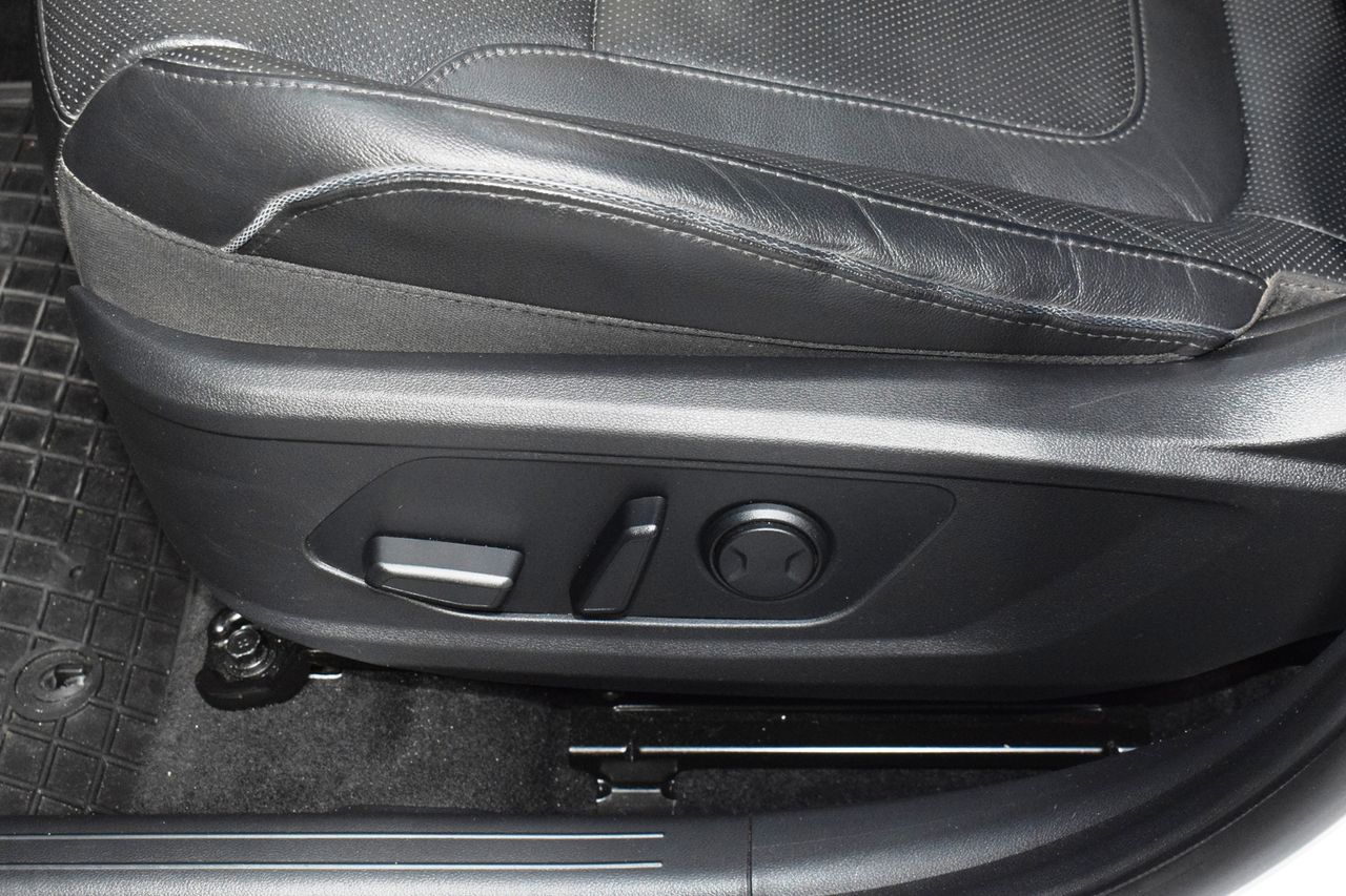 Hyundai Tucson 1.6 TGDI PHEV 195kW Style Auto 4x4 - Foto 31