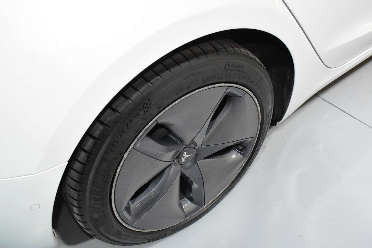 Tesla Model 3 RWD 4 puertas - Foto 31