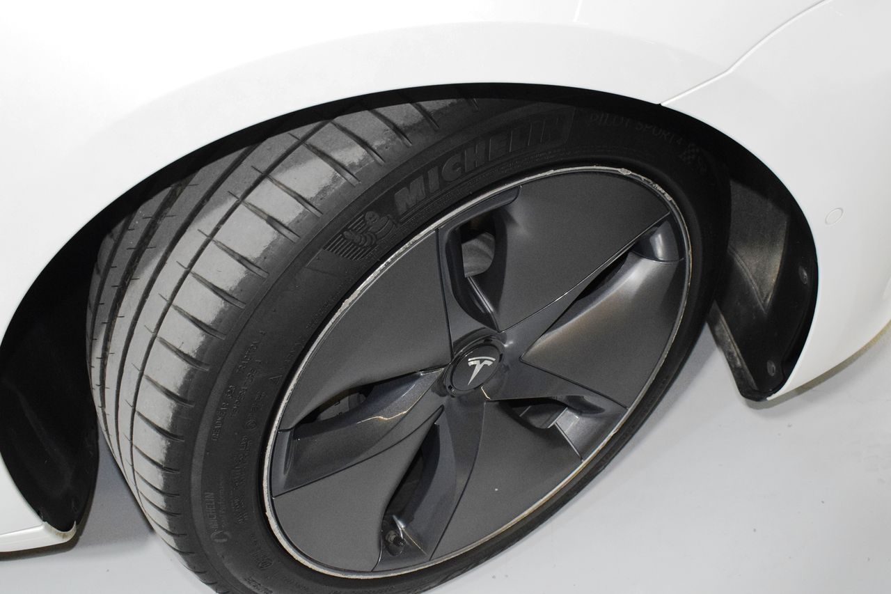 Tesla Model 3 RWD 4 puertas - Foto 30