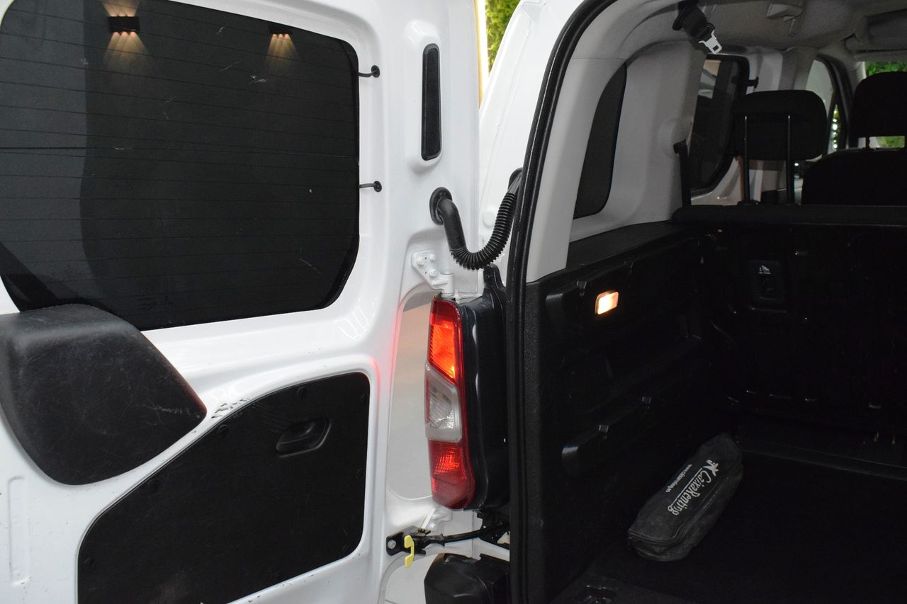 Toyota Proace City combi 1.5D 75kW (100CV) GX L1 - Foto 10