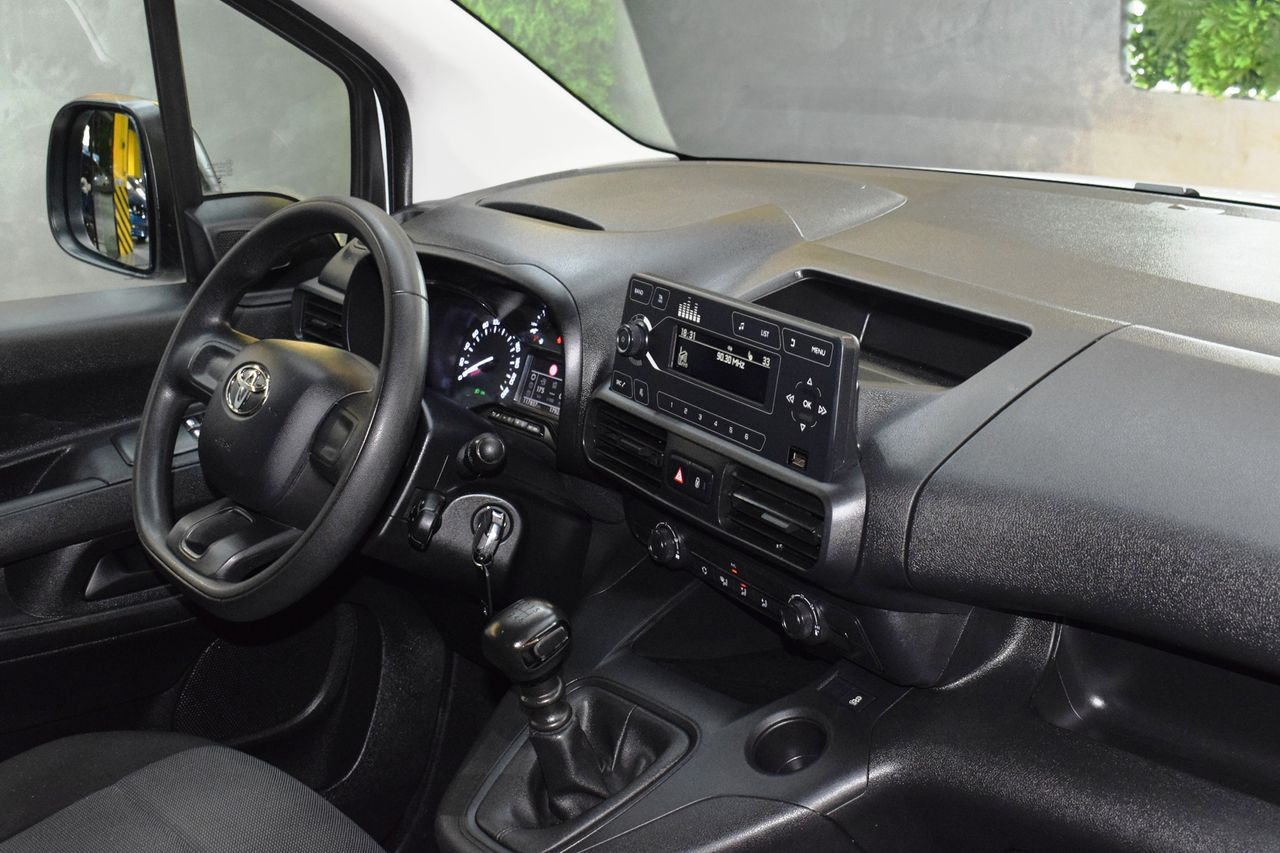 Toyota Proace City combi 1.5D 75kW (100CV) GX L1 - Foto 20