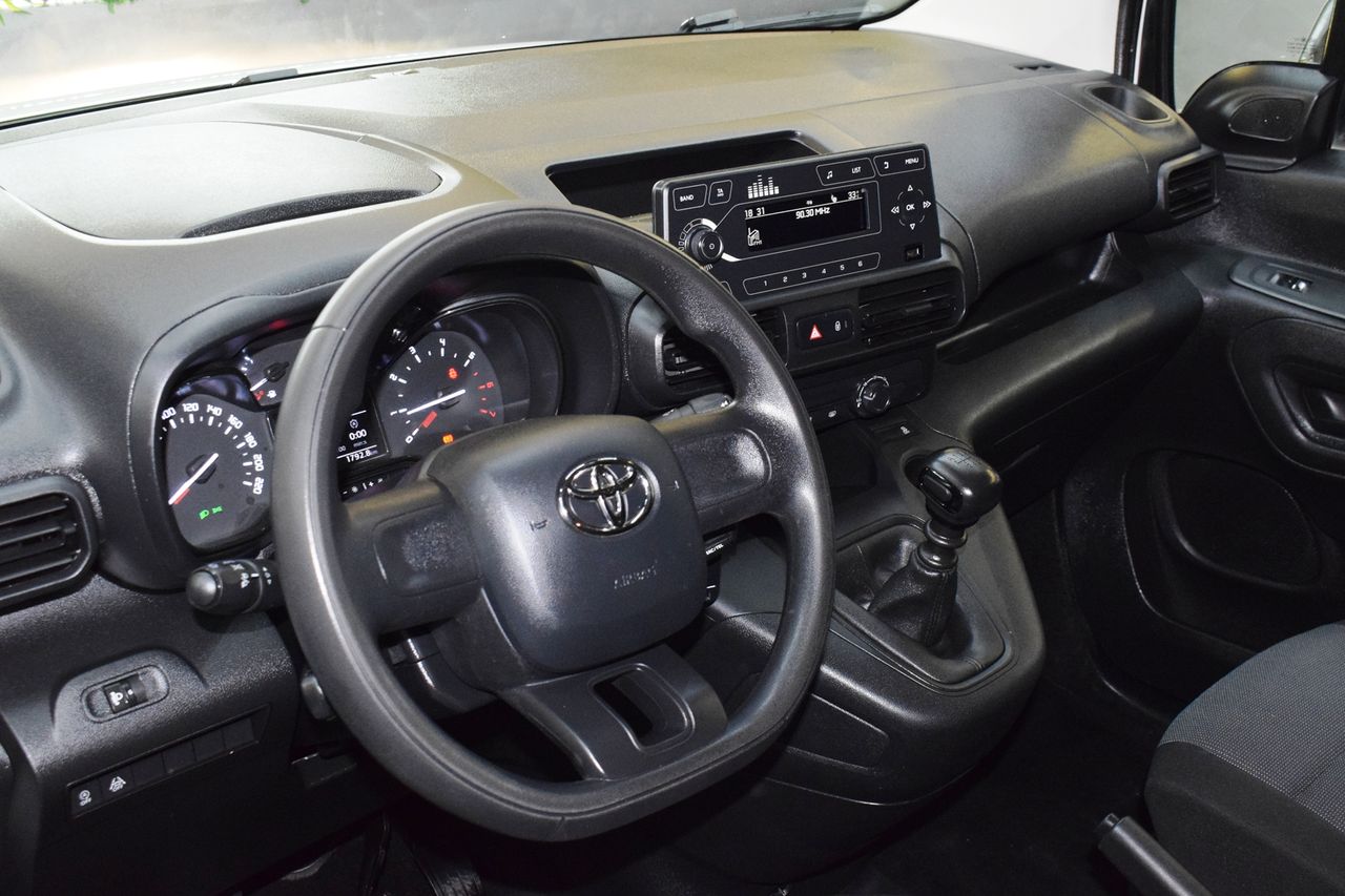 Toyota Proace City combi 1.5D 75kW (100CV) GX L1 - Foto 27