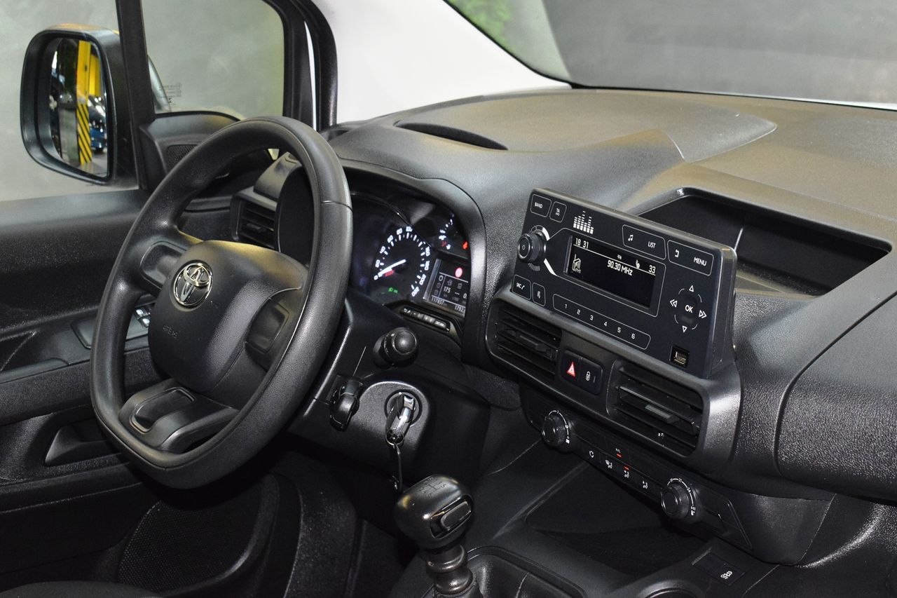 Toyota Proace City combi 1.5D 75kW (100CV) GX L1 - Foto 21