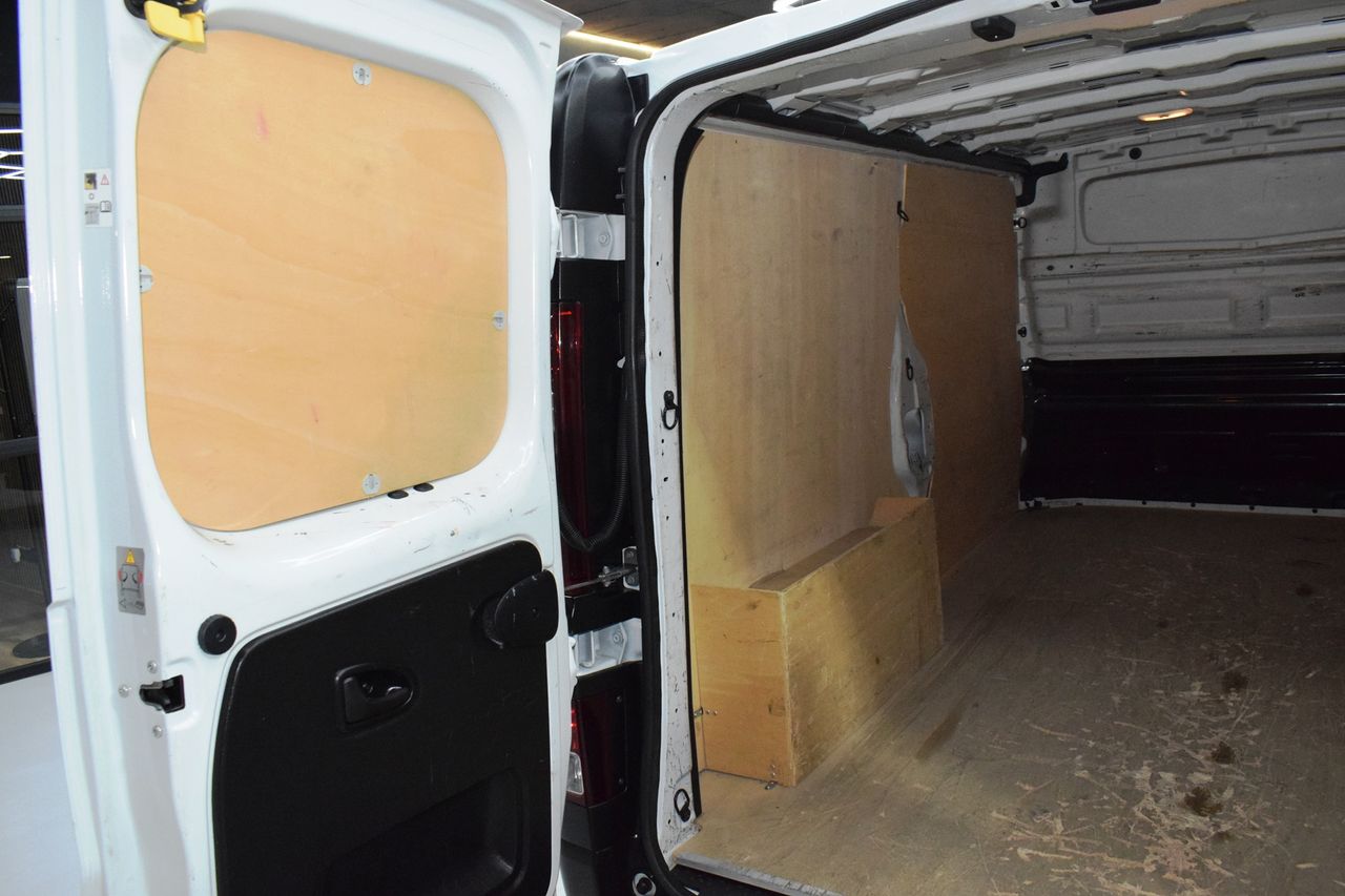 Renault Trafic Furgon 29 L2H1 Energy BluedCi 88 kW - Foto 10