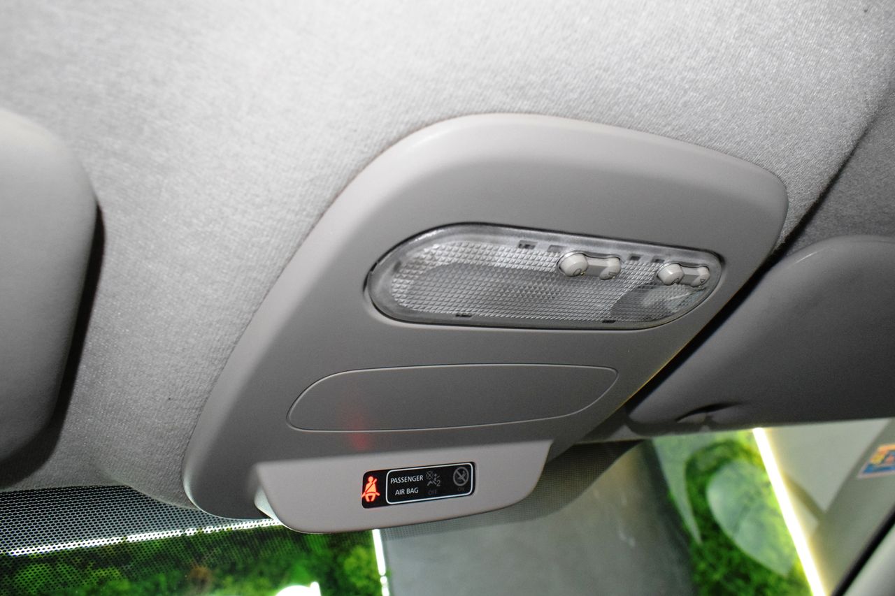 Renault Trafic Furgon 29 L2H1 Energy BluedCi 88 kW - Foto 32