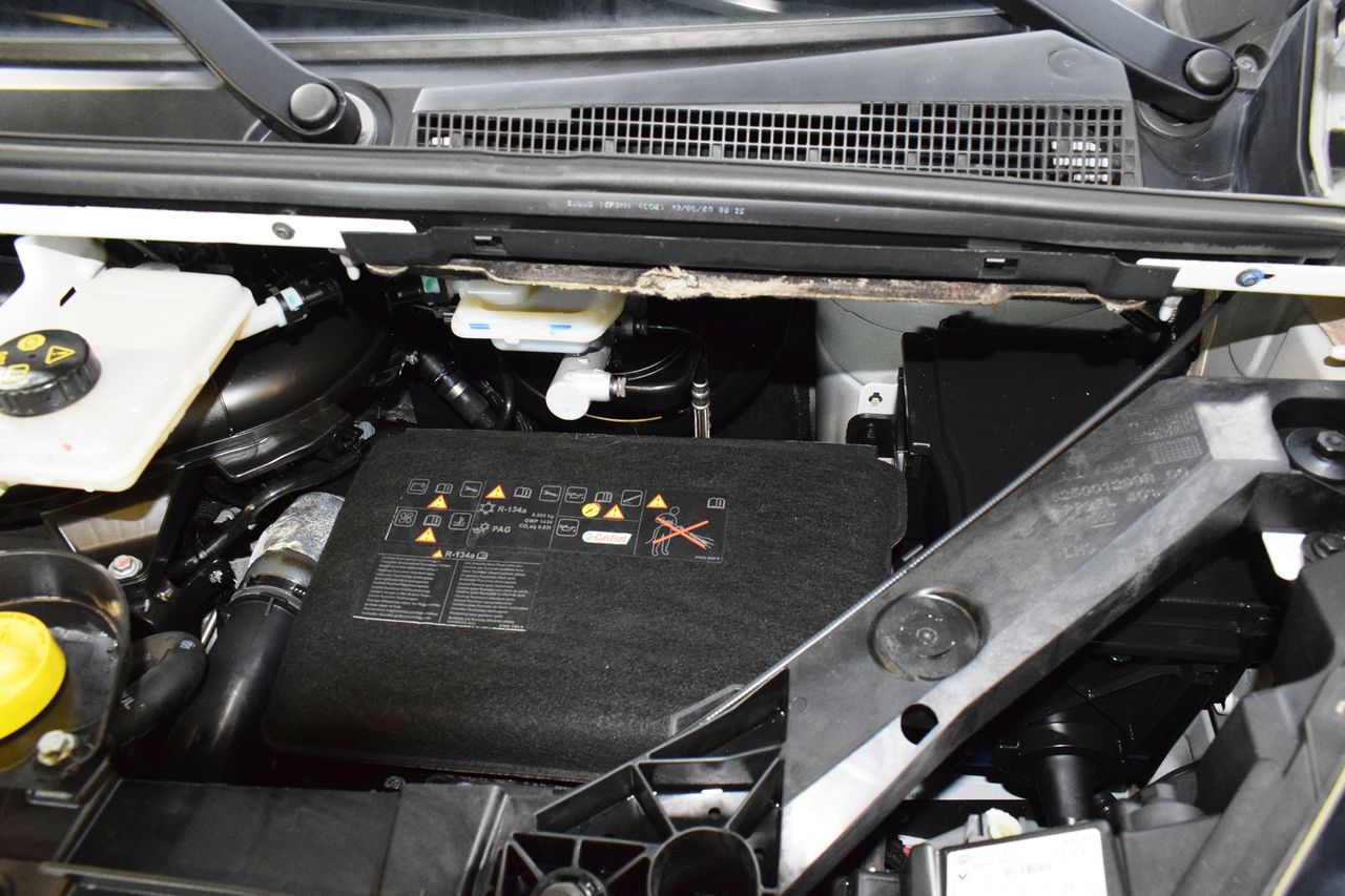 Renault Trafic Furgon 29 L2H1 Energy BluedCi 88 kW - Foto 40
