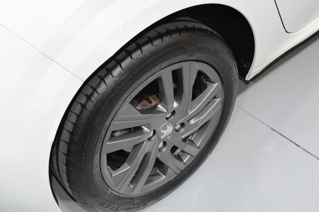 Peugeot 208 BlueHDi 73kW (100CV) - Foto 42