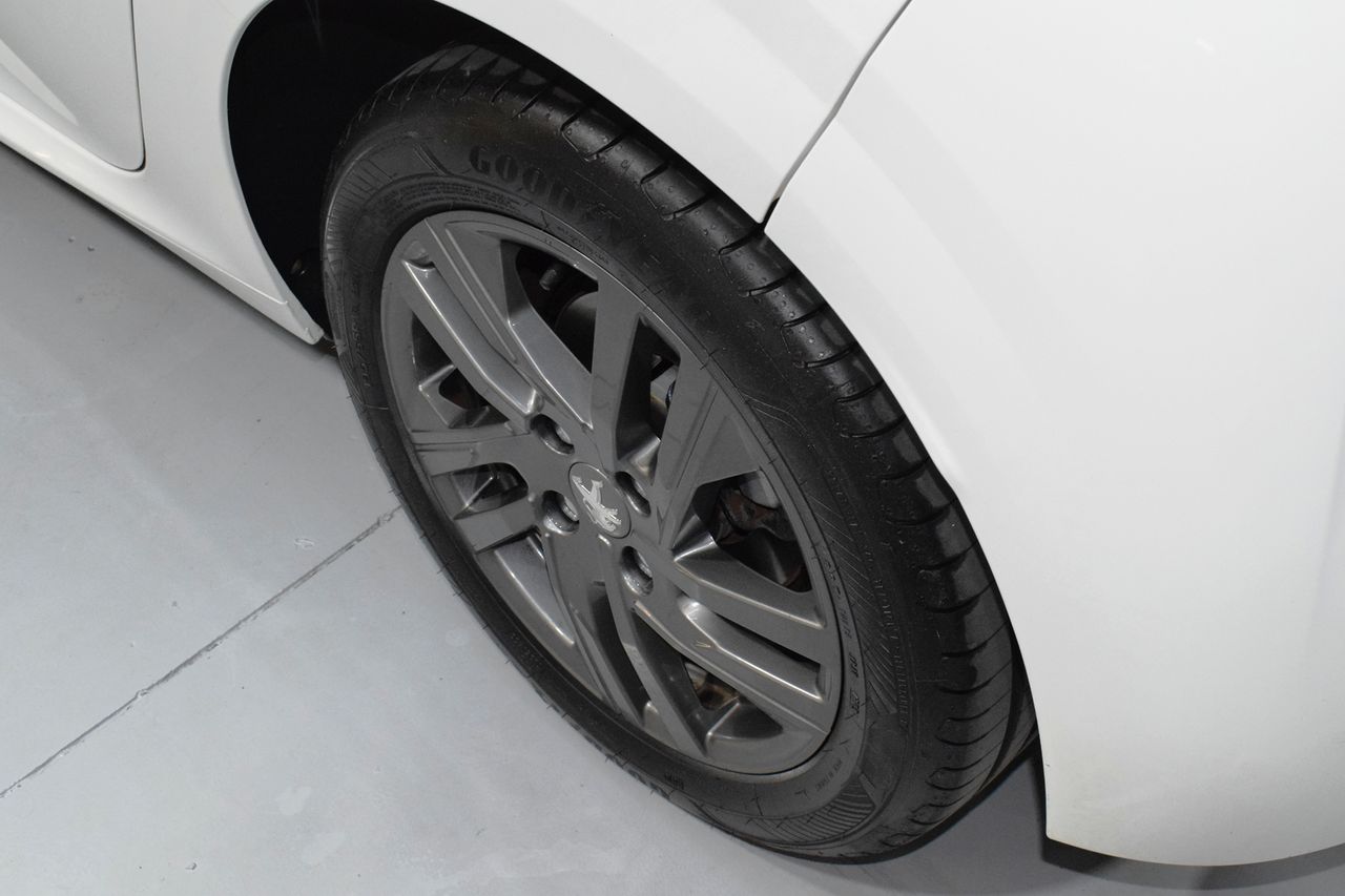 Peugeot 208 BlueHDi 73kW (100CV) - Foto 43