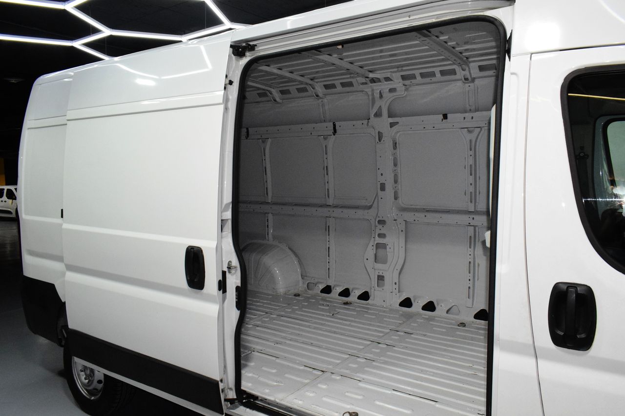 Fiat Ducato 35 L3H2 Nat.Pow(100kW) EU6 D-temp GNC 4 Puertas - Foto 13