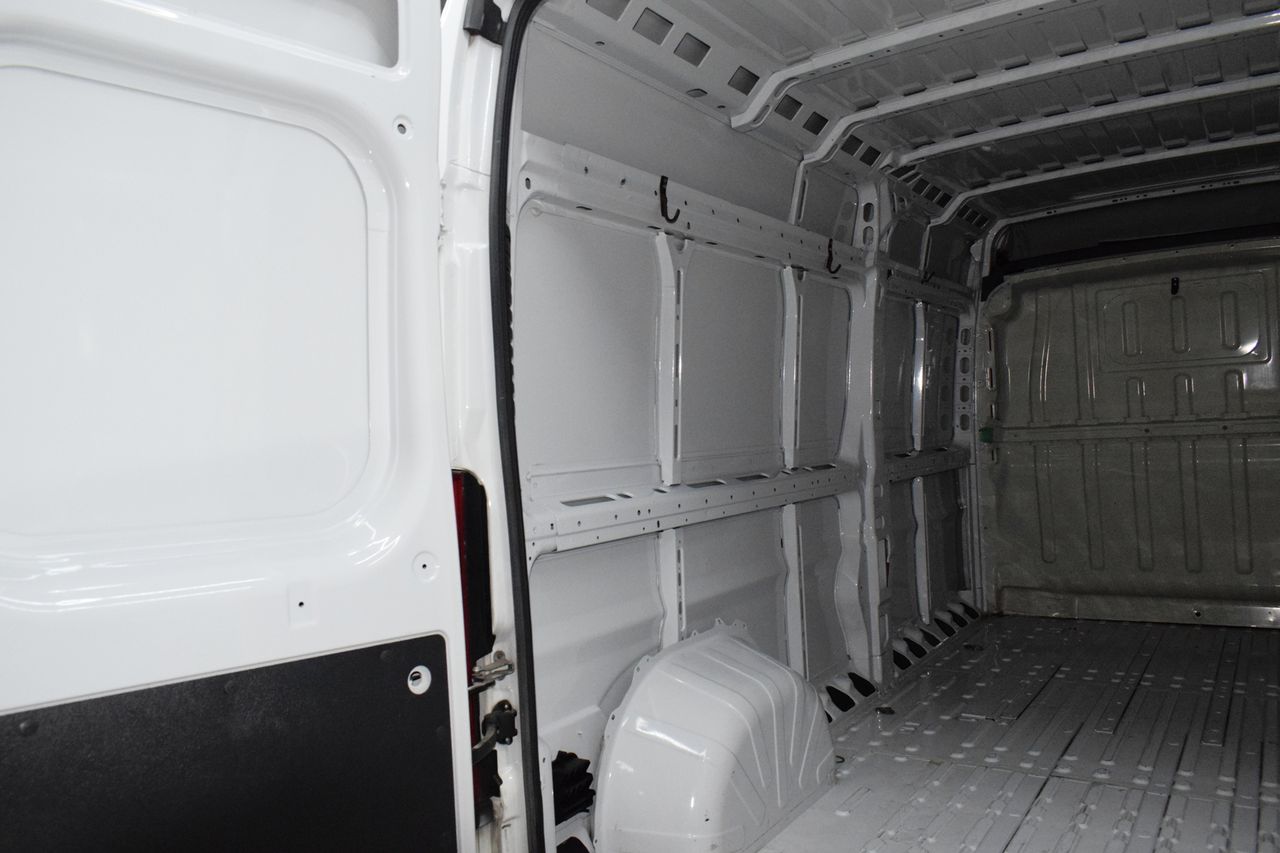 Fiat Ducato 35 L3H2 Nat.Pow(100kW) EU6 D-temp GNC 4 Puertas - Foto 10