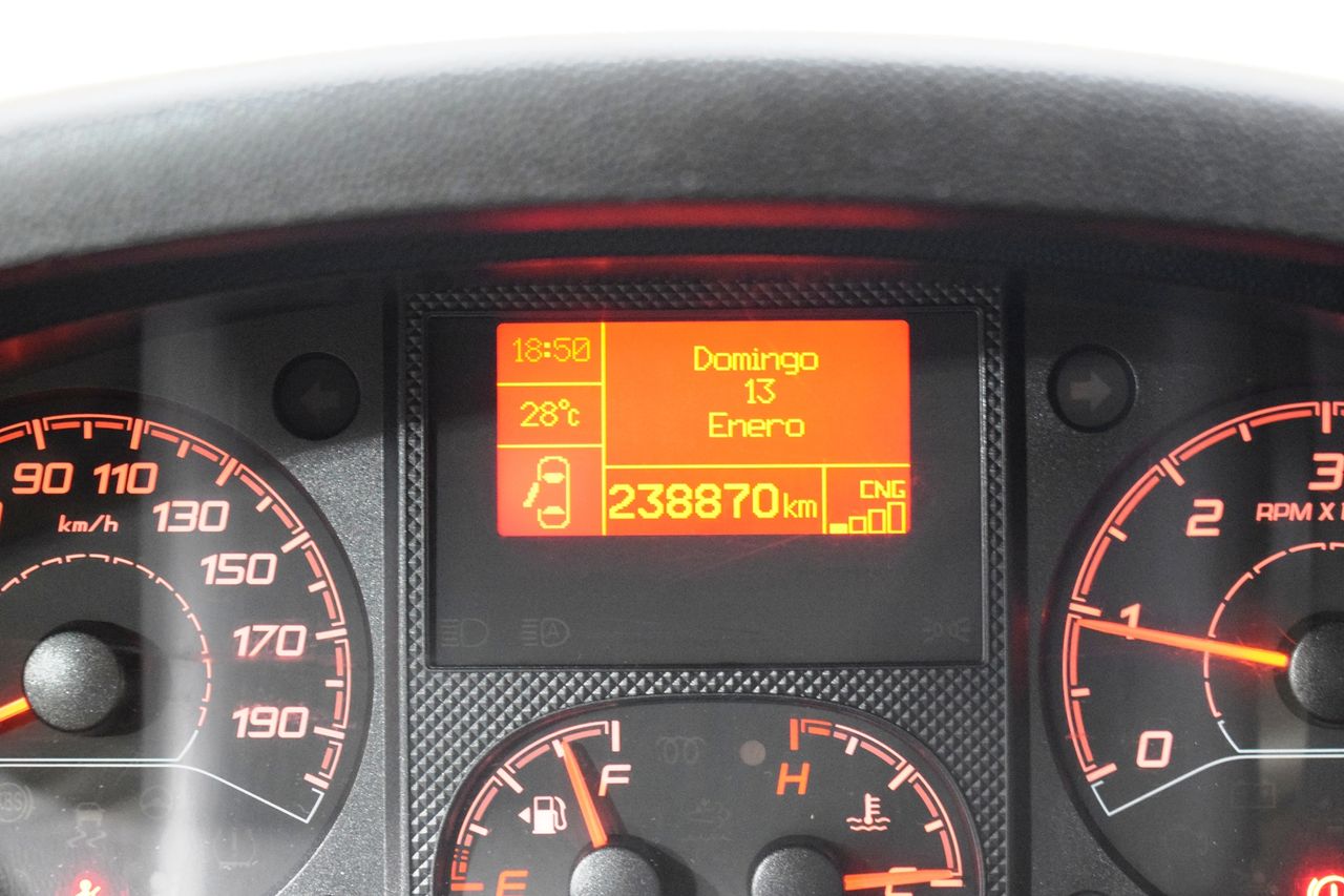 Fiat Ducato 35 L3H2 Nat.Pow(100kW) EU6 D-temp GNC 4 Puertas - Foto 23