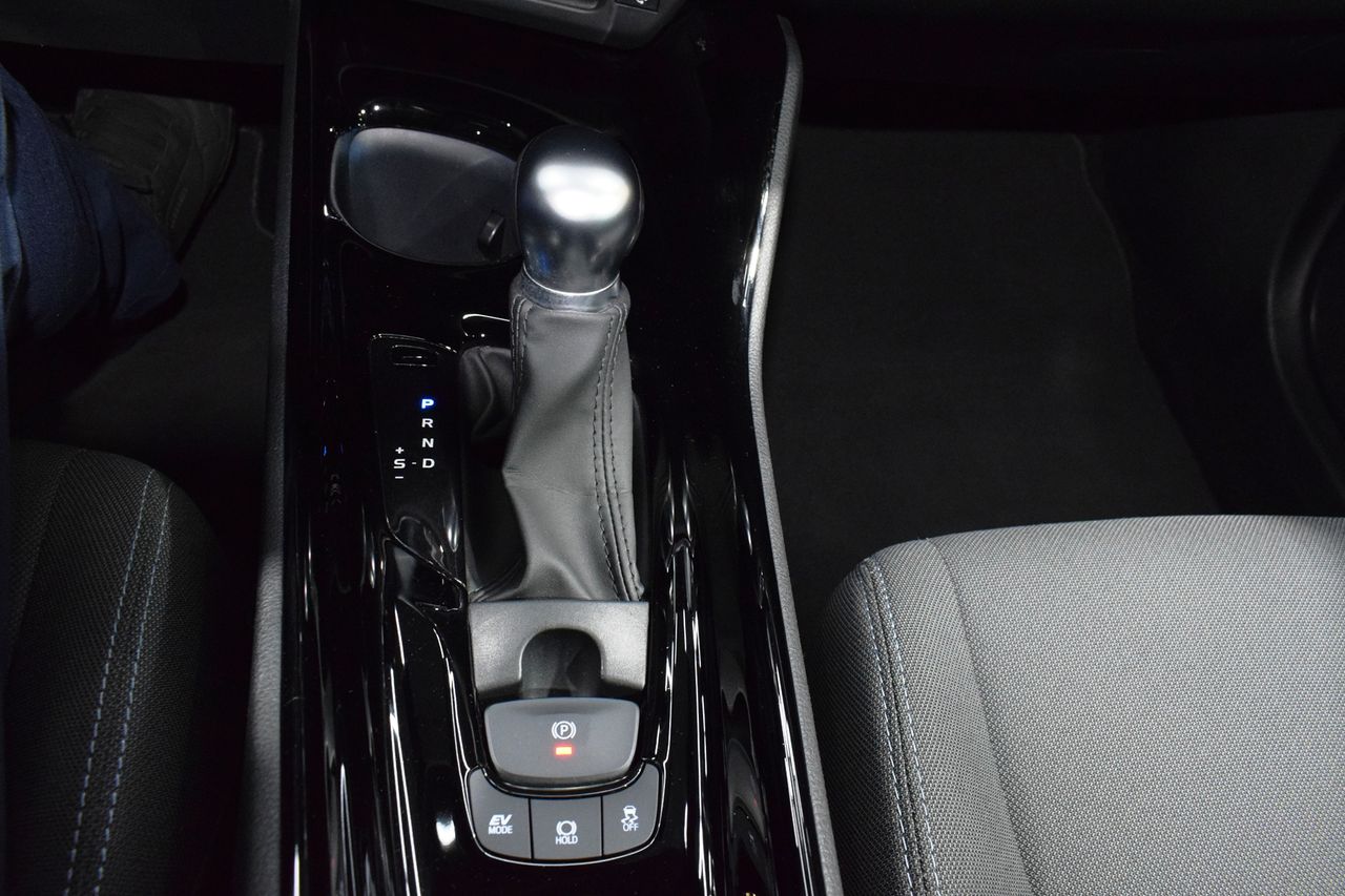 Toyota C-HR 2.0 180H Advance - Foto 37