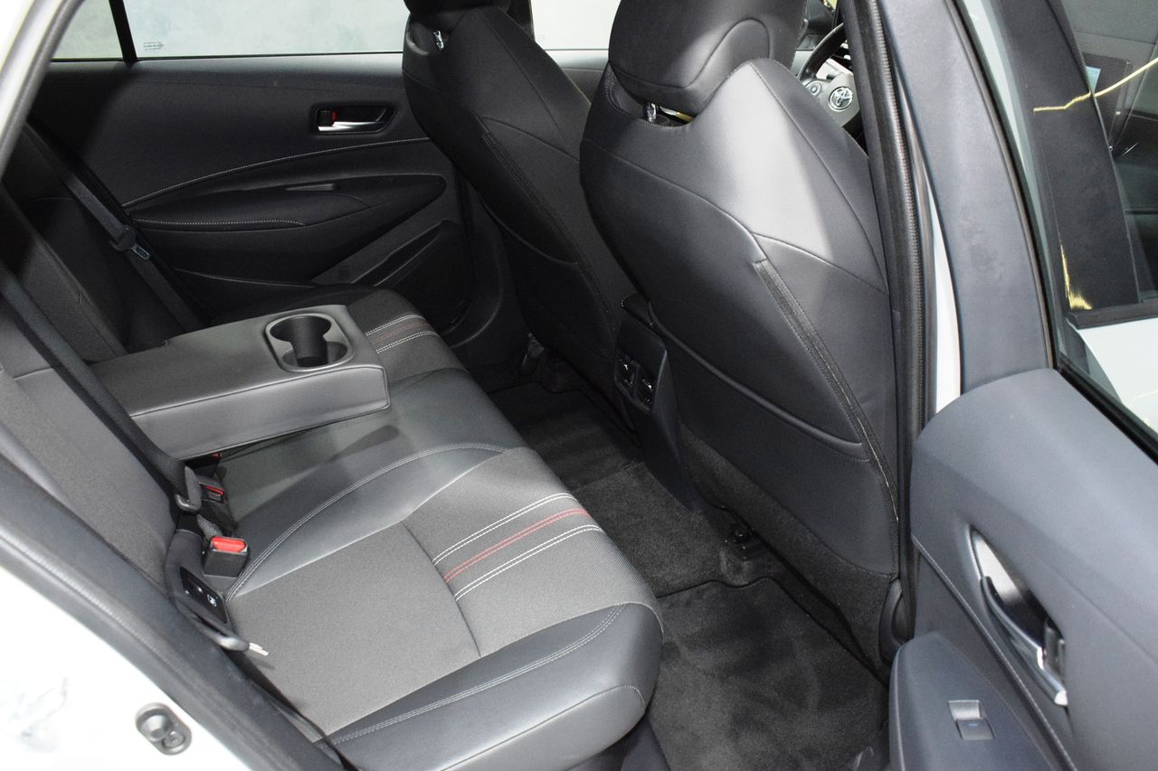 Toyota Corolla 2.0 180H GR-SPORT E-CVT TOURING SPORT - Foto 33