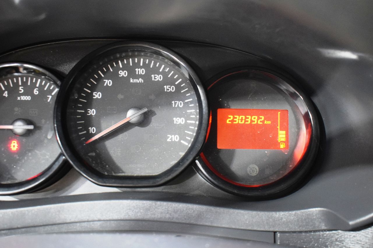 Dacia Dokker Essential 1.6 SCe 110CV MT5 E6 - Foto 23
