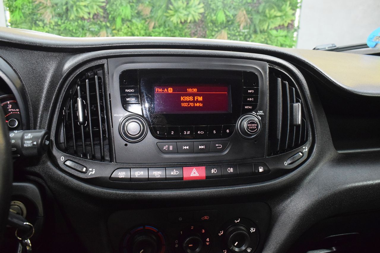 Fiat Doblò Cargo Base Plus 1.4 Tjet 89kW GNC - Foto 22