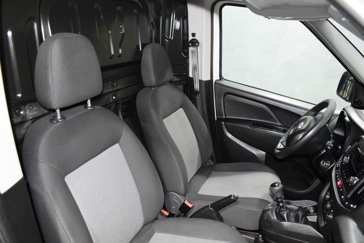 Fiat Doblò Cargo Base Plus 1.4 Tjet 89kW GNC - Foto 17
