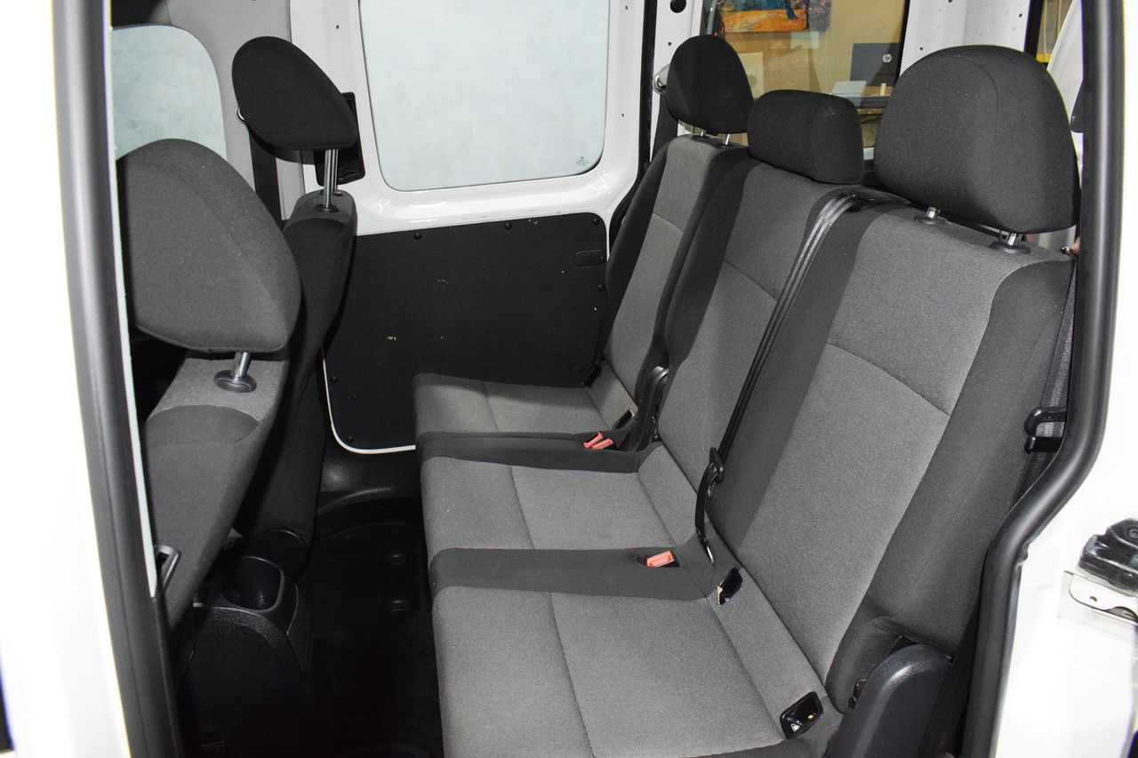 Volkswagen Caddy Profesional Kombi 2.0 TDI SCR 4M BMT 122 4 Puertas - Foto 22