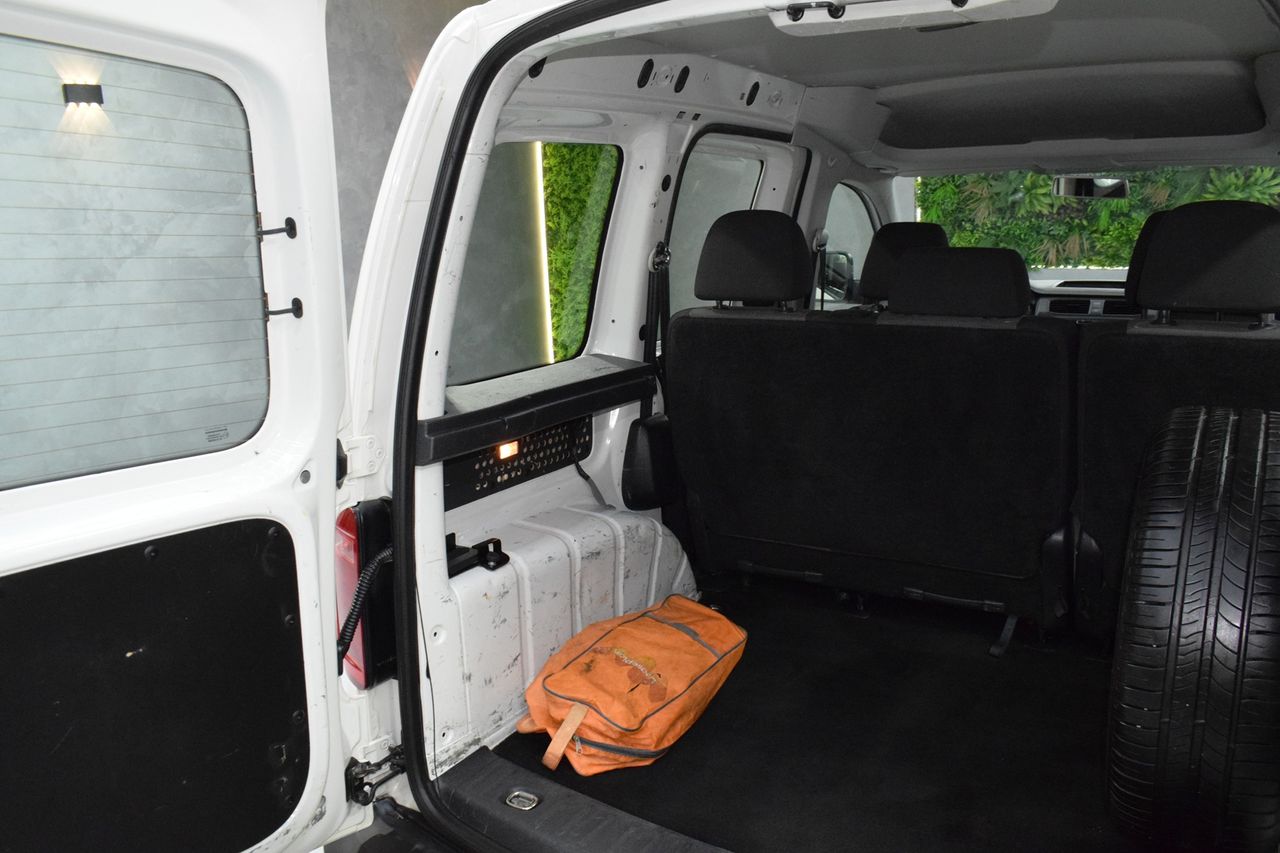 Volkswagen Caddy Profesional Kombi 2.0 TDI SCR 4M BMT 122 4 Puertas - Foto 11