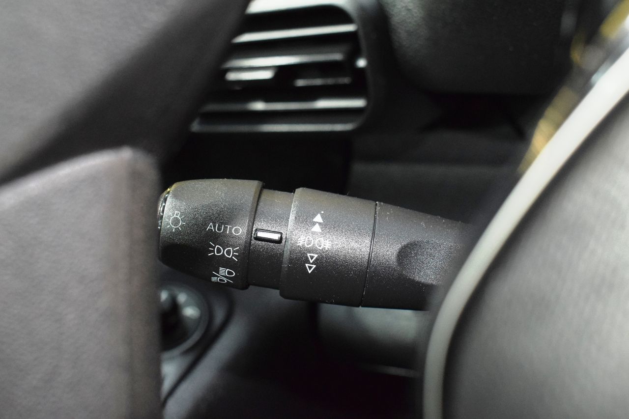 Peugeot Partner Furgón Premium Standard 600kg BlueHDi 73kW - Foto 26