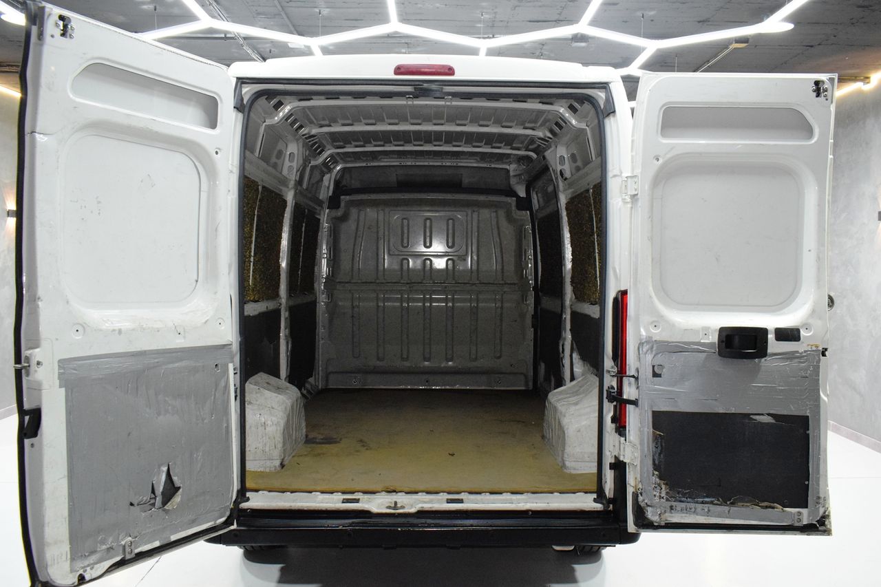Peugeot Boxer Pack 335 L2 H2 BHDI 103kW (140CV) S&S - Foto 9