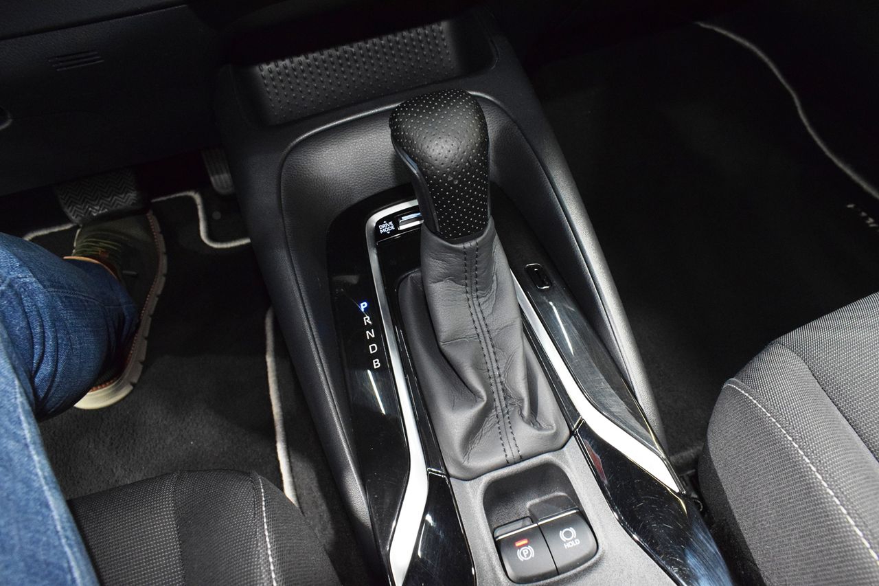 Toyota Corolla 1.8 125H ACTIVE TECH E-CVT TOURING SPORT - Foto 18