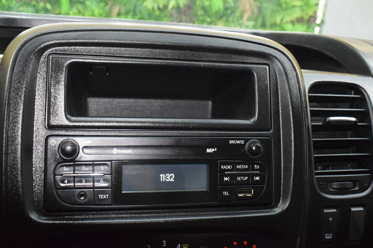 Renault Trafic Furgon 29 L2H1 Energy BluedCi 88 kW - Foto 41