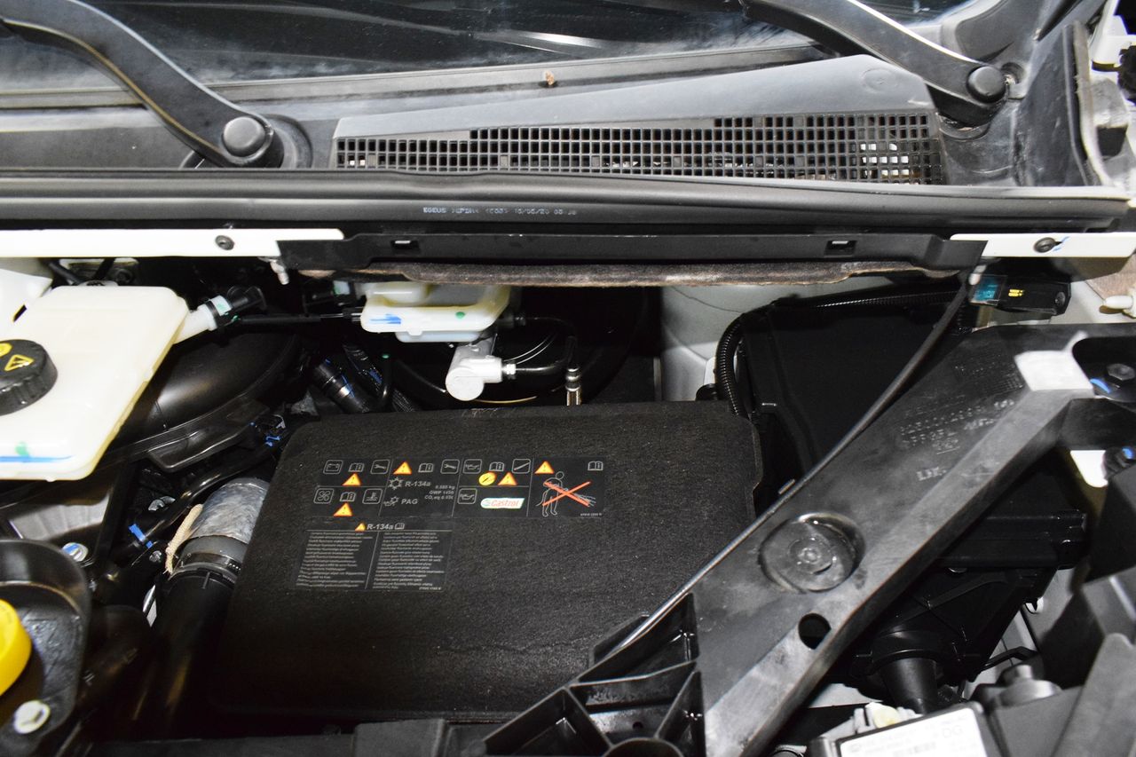 Renault Trafic Furgon 29 L2H1 Energy BluedCi 88 kW - Foto 53