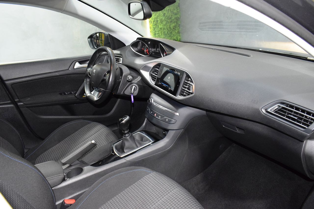 Peugeot 308 SW Style BlueHDi 130 S&S - Foto 18