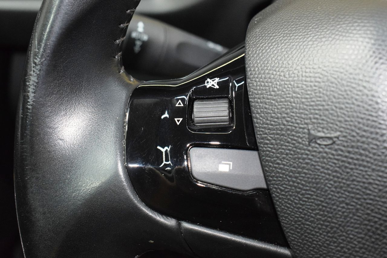 Peugeot 308 SW Style BlueHDi 130 S&S - Foto 22