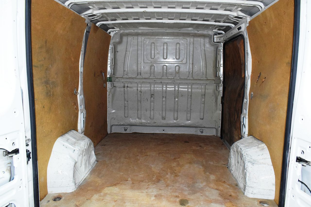 Peugeot Boxer 330 L1H1 BlueHDi 81KW (110CV) - Foto 16
