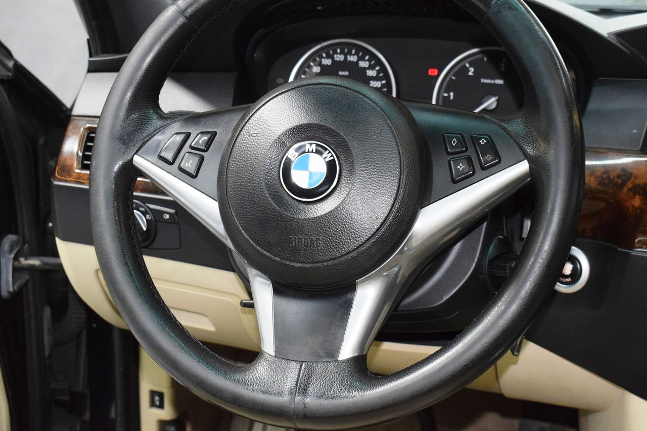 BMW Serie 5 530 D TOURING - Foto 12
