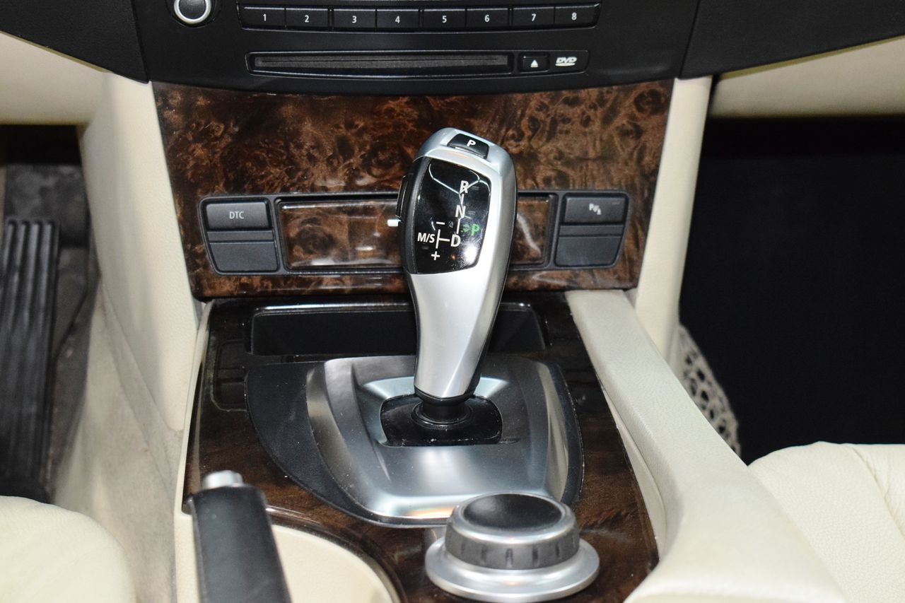 BMW Serie 5 530 D TOURING - Foto 13