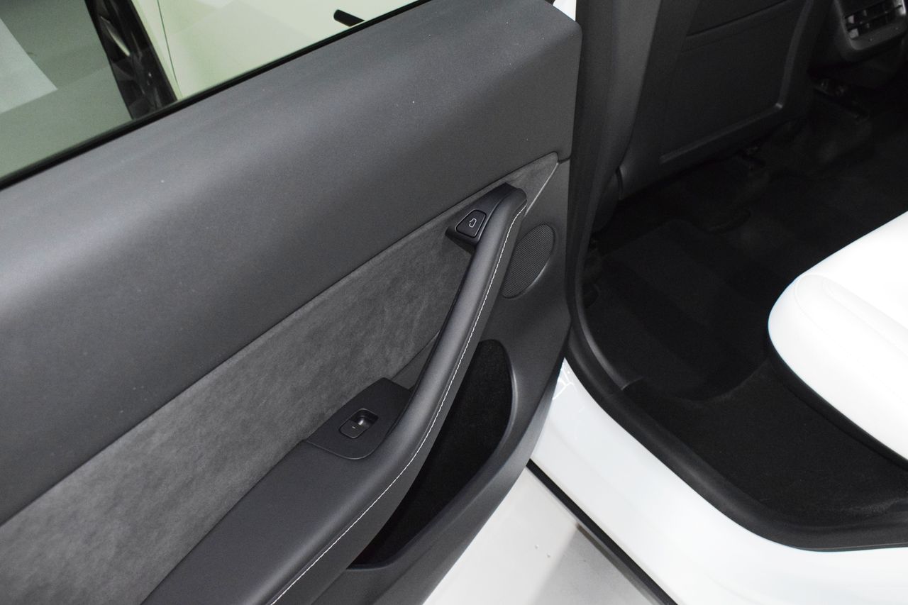 Tesla Model Y Gran Autonomia 4WD - Foto 18