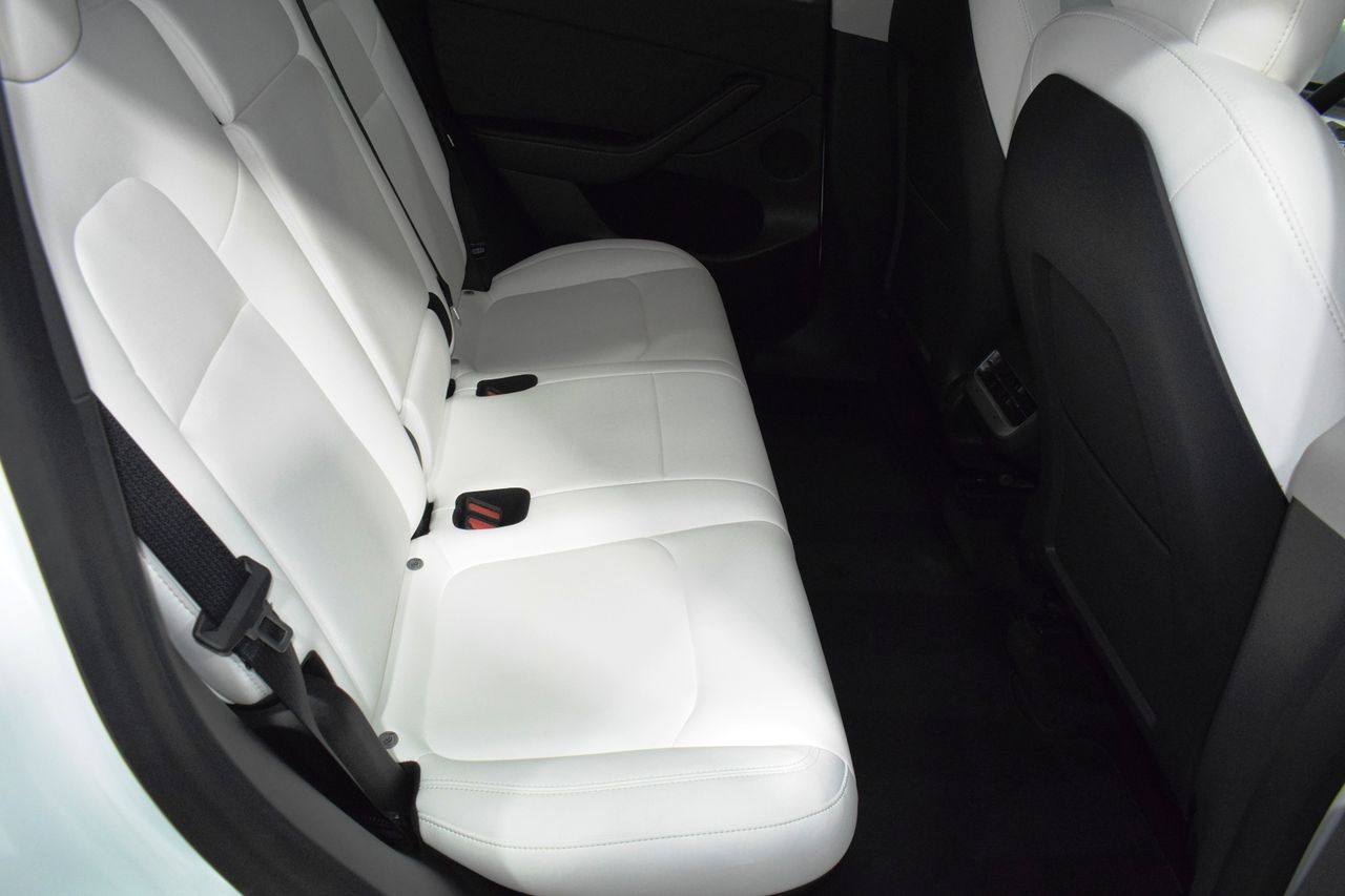 Tesla Model Y Gran Autonomia 4WD - Foto 13