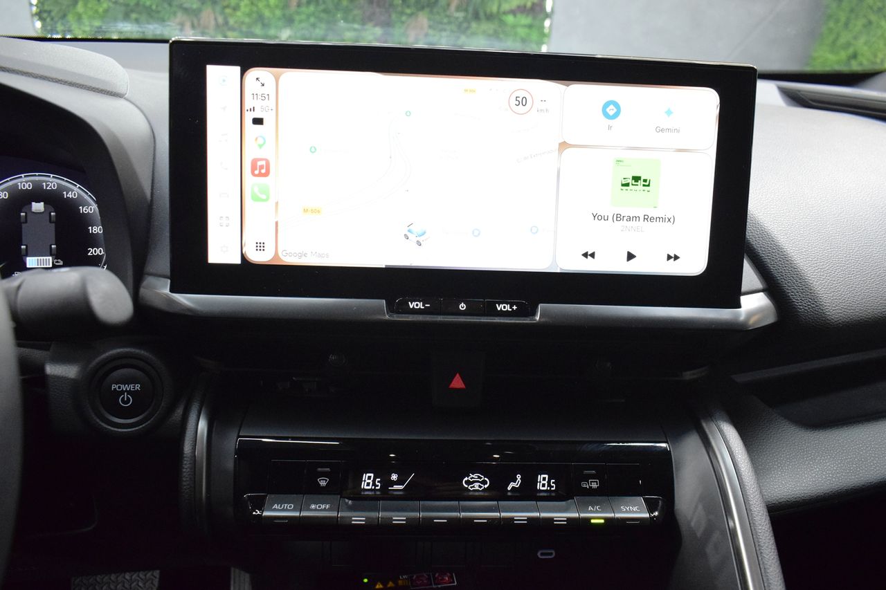 Toyota C-HR HYBRID ADVANCE 1.8 140CV E-CVT - Foto 16