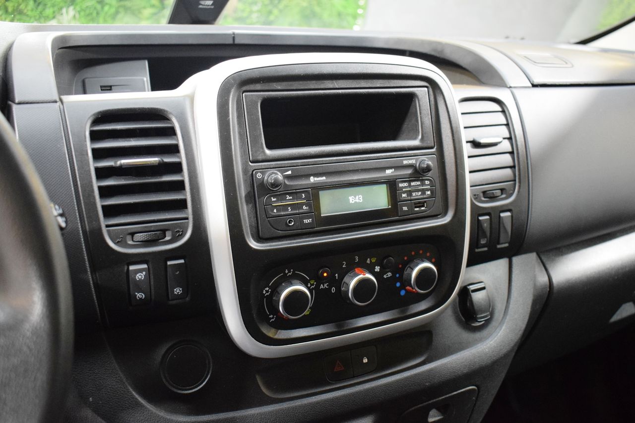 Renault Trafic Furgón 29 L2H1 Energy BluedCi 70 kW 4 P - Foto 19