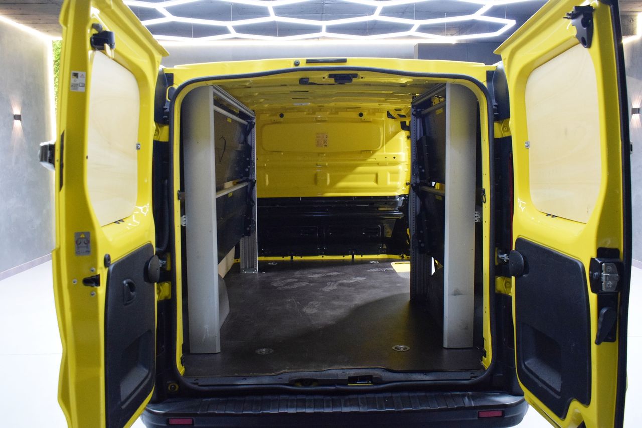 Renault Trafic Furgón 29 L2H1 Energy BluedCi 70 kW 4 P - Foto 9