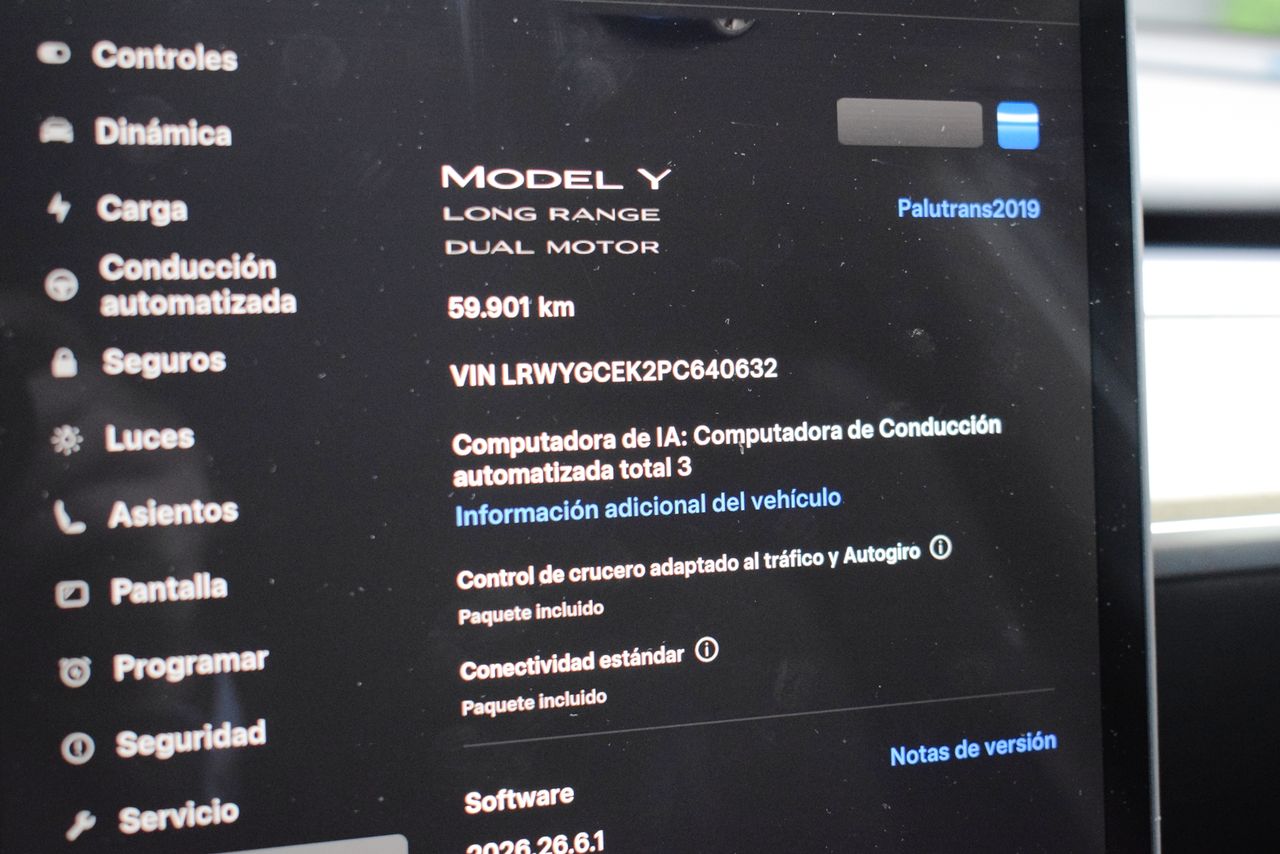 Tesla Model Y Gran autonomía Tracción integral - Foto 17