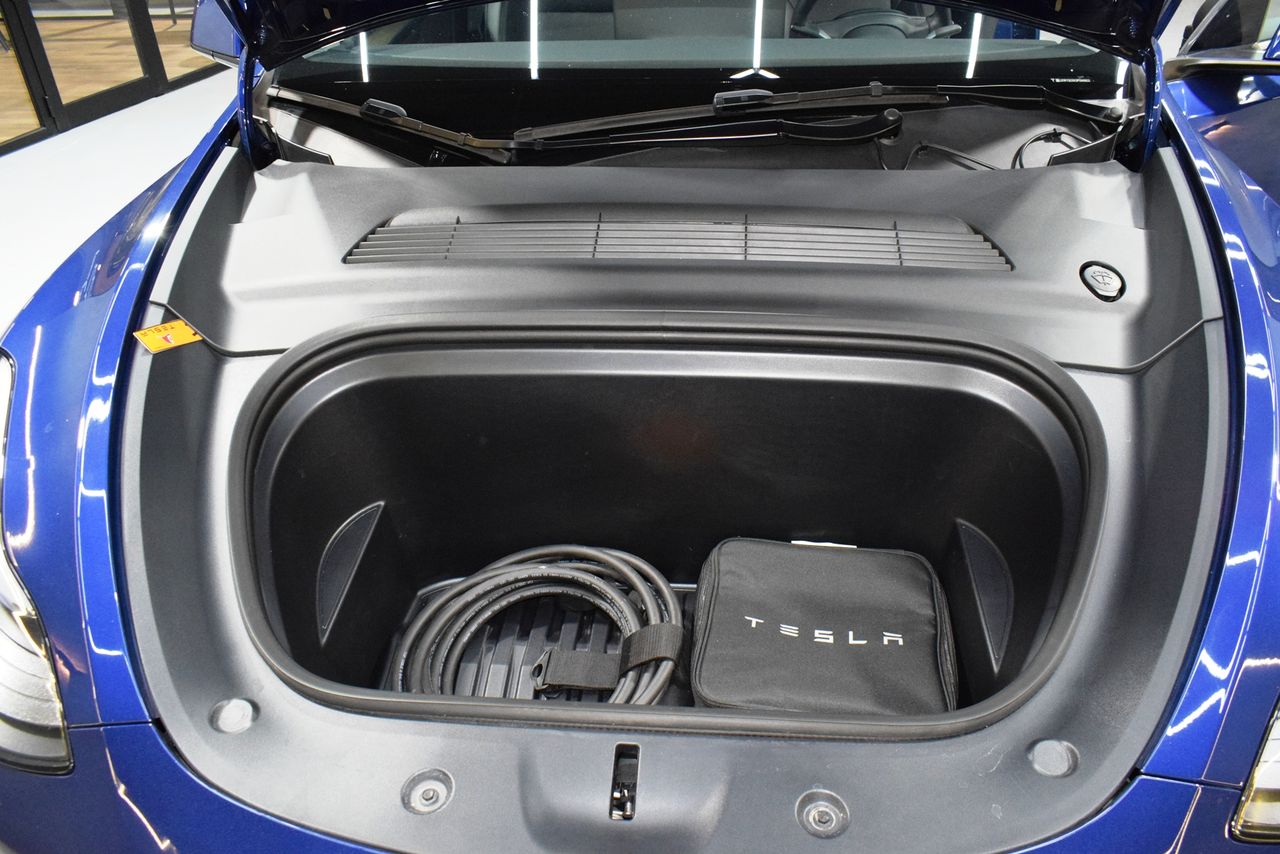 Tesla Model Y Gran autonomía Tracción integral - Foto 16