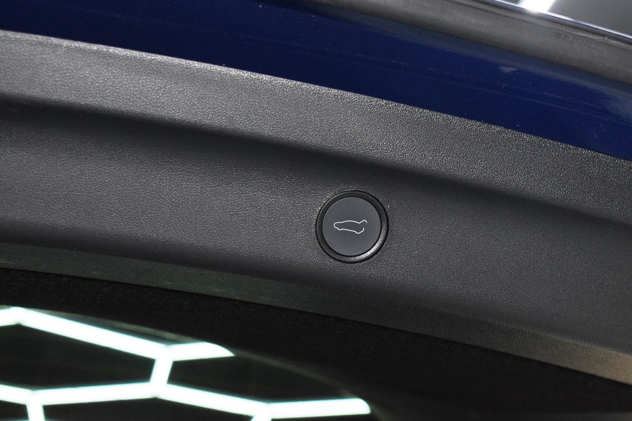 Tesla Model Y Gran autonomía Tracción integral - Foto 14