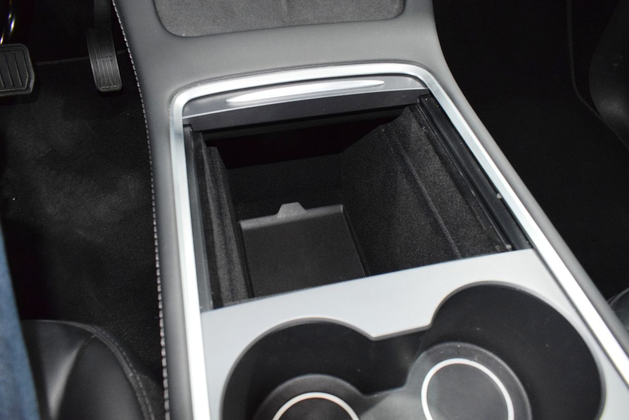 Tesla Model Y Gran autonomía Tracción integral - Foto 21