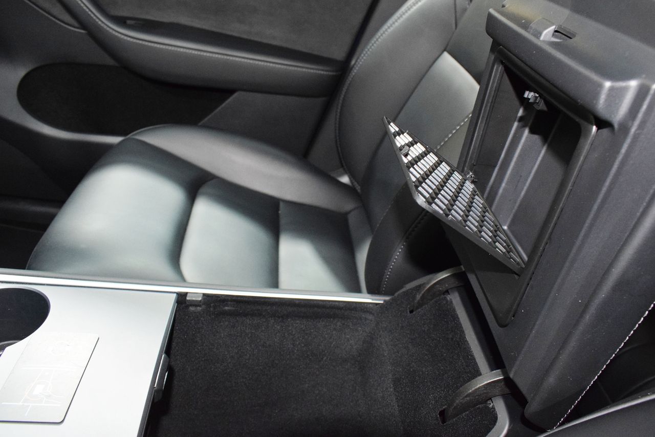 Tesla Model Y Gran autonomía Tracción integral - Foto 22
