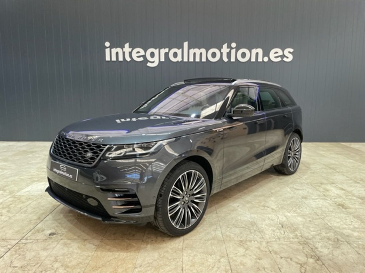 Land Rover Range Rover Velar 								3.0 D300 221kW Dynamic HSE 4WD Auto